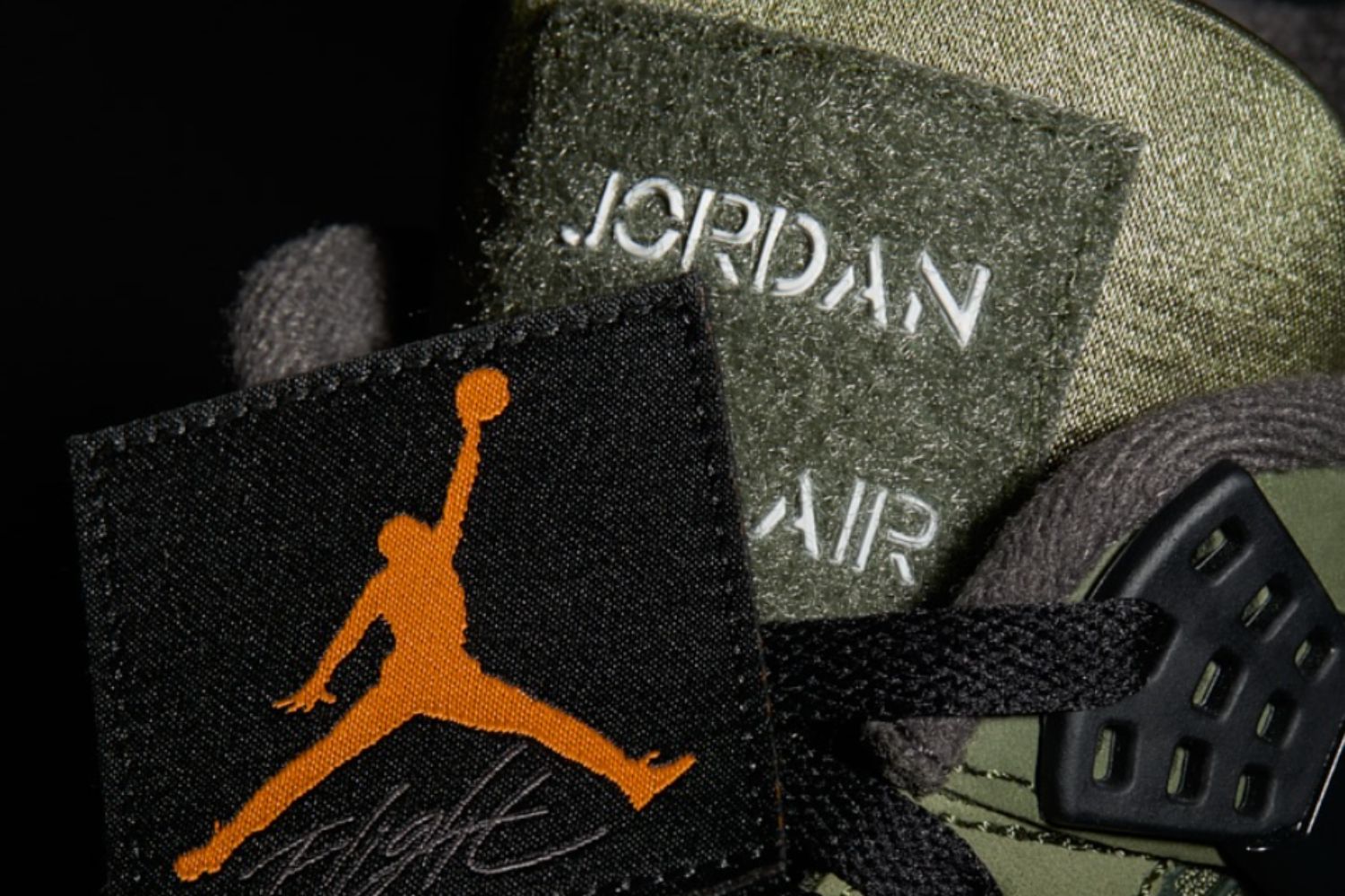 UNDEFEATED x Air Jordan 4 Finally Gets a Release Date: Here's What
