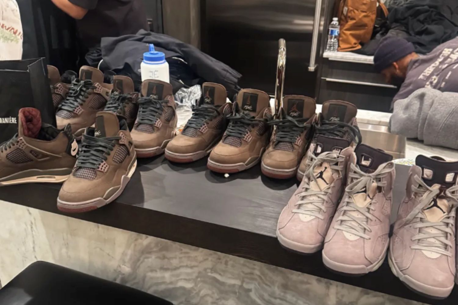 Air Jordan 4 A Ma Maniere Dark Mocha 2025 How to Buy the A Ma Maniére x Air Jordan 4  main image 4