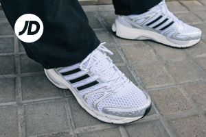 JD Sports Adistar Control 5