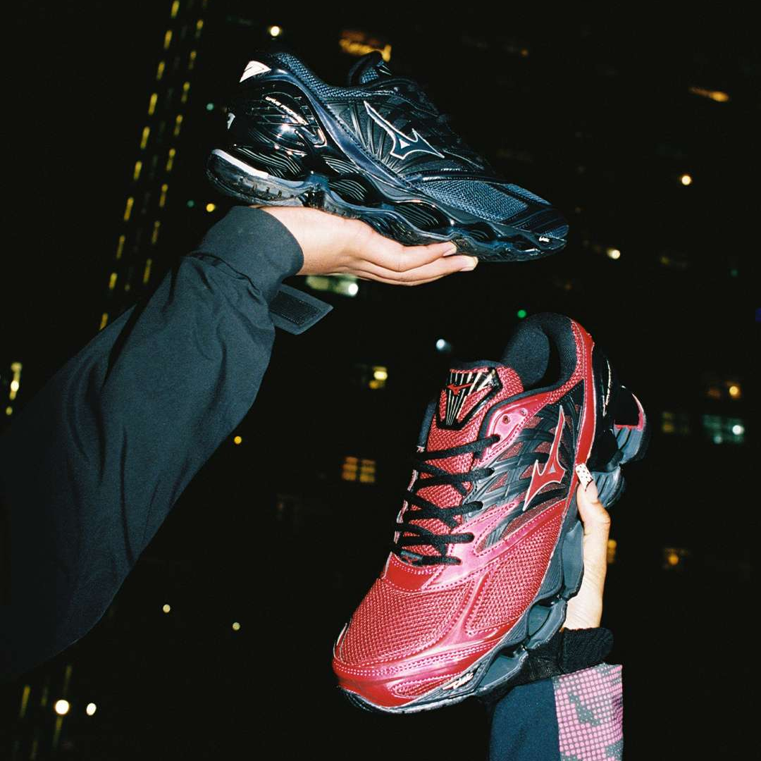 Sun-Dried Tomato (D1GA333706) / Salute (D1GA333707)