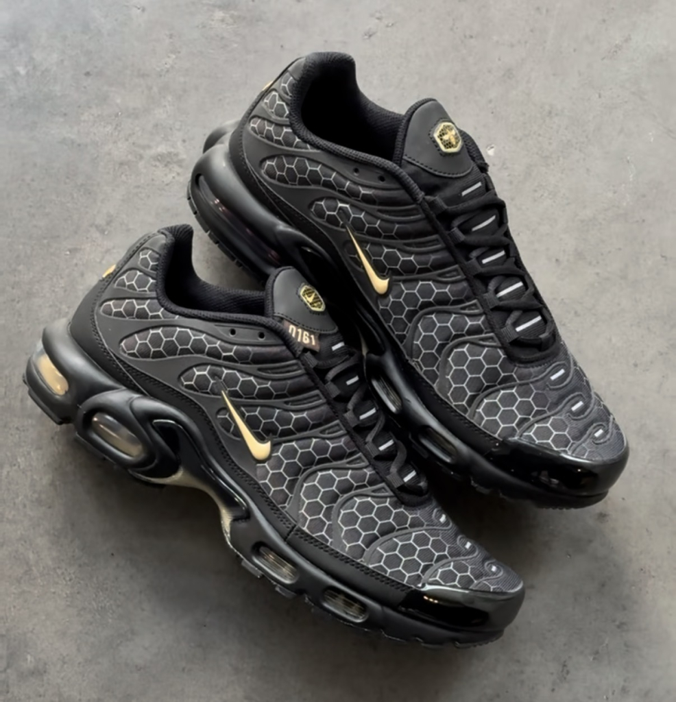 Nike TN ‘Manchester’ (IQ0287-010)