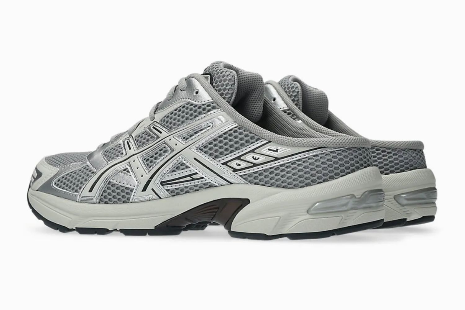 Summer 2026 Is All About Mules – And This Is the ASICS GEL-1130 
